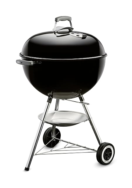 Weber Original Kettle 22 inch black charcoal grill