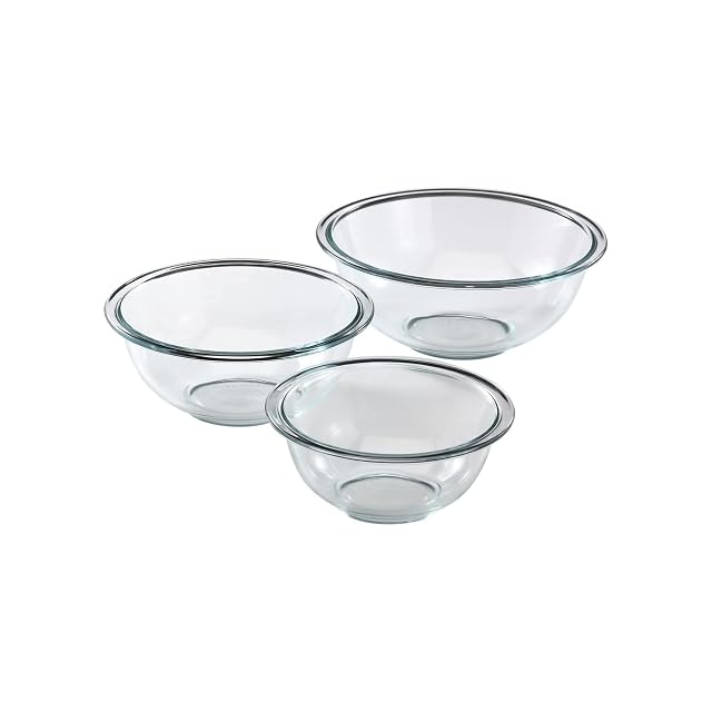 Pyrex Essentials 3-piece glass mixing bowls set for prepping and baking