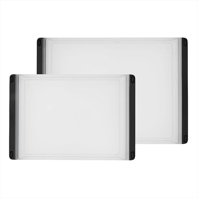 OXO Good Grips 2-piece plastic cutting board set double-sided